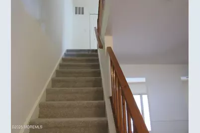 32 Lafayette Court, North Brunswick Township, NJ 08902 - Photo 13