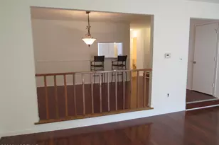 32 Lafayette Ct, North Brunswick Township, NJ 08902 - Photo 9