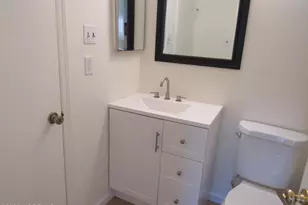 32 Lafayette Ct, North Brunswick Township, NJ 08902 - Photo 19