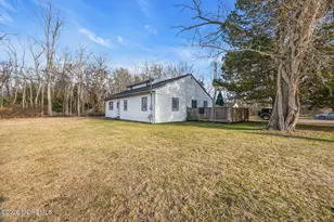 141 Jackson Mills Rd, Freehold, NJ 07728 - Photo 29