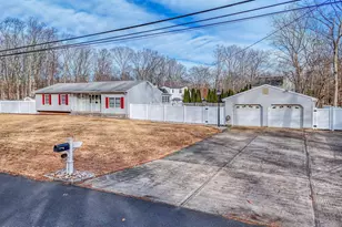 563 Indiero Rd, Jackson, NJ 08527 - Photo 3