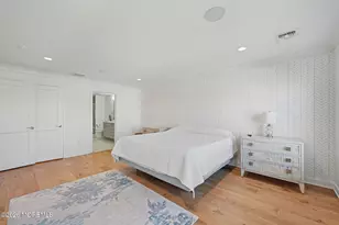 25 Catherine St, Red Bank, NJ 07701 - Photo 9