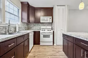 205 Bluebell Dr, Jackson, NJ 08527 - Photo 5