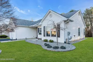 27 Molly Ln, Brick, NJ 08723 - Photo 3