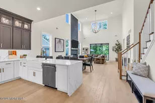 67 Sofia Dr, Manalapan Township, NJ 07726 - Photo 15