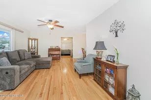 237 Pine Tree Dr, Brick, NJ 08723 - Photo 9