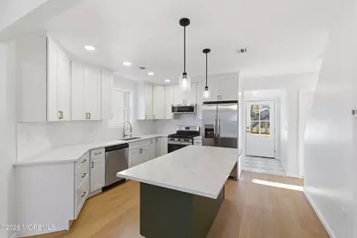 36 Academy Street, Farmingdale, NJ 07727 - Photo 7