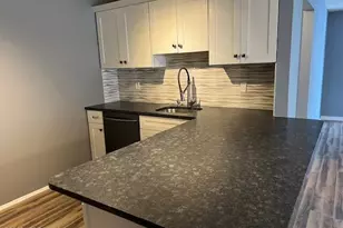 9 Des Moines Ct, Tinton Falls, NJ 07712 - Photo 11