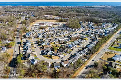 22 E Dolphin Circle W, Berkeley, NJ 08721 - Photo 3