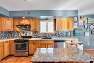 745 Surf Avenue, Beachwood, NJ 08722 - Photo 17