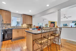 708 New York Blvd, Sea Girt, NJ 08750 - Photo 17