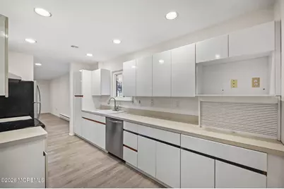 143 Cross Slope Court #B, Manalapan Township, NJ 07726 - Photo 5