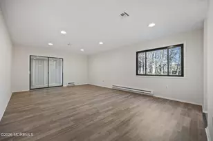 143 Cross Slope Ct, Manalapan Township, NJ 07726 - Photo 3