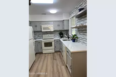 7 Ivy Street #A, Whiting, NJ 08759 - Photo 5