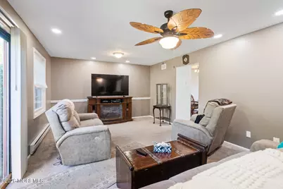 82 Parkway Drive #B, Freehold, NJ 07728 - Photo 23