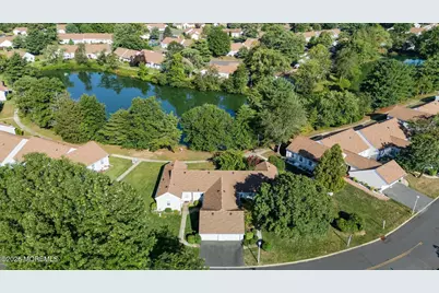 82 Parkway Drive #B, Freehold, NJ 07728 - Photo 9