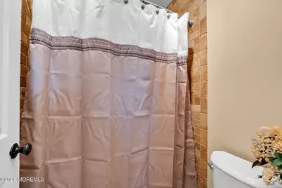 1 Breakwater Square, Howell Township, NJ 07728 - Photo 25