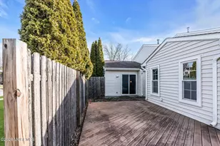 1 Breakwater Square, Howell Township, NJ 07728 - Photo 31