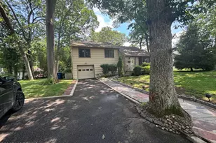 187 Elmwood Rd, Oakhurst, NJ 07755 - Photo 3