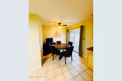 38 Morden Close #1000, Freehold, NJ 07728 - Photo 25
