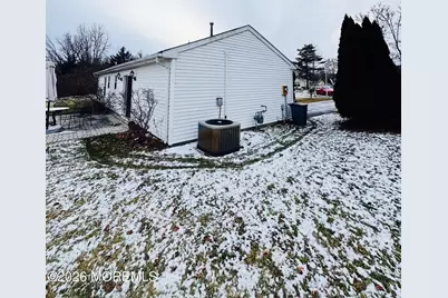 38 Morden Close #1000, Freehold, NJ 07728 - Photo 47