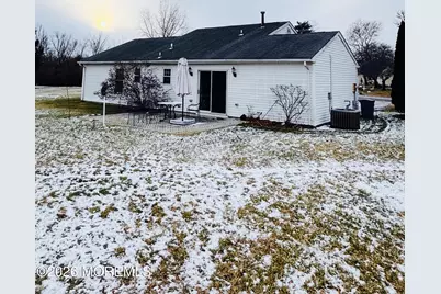 38 Morden Close #1000, Freehold, NJ 07728 - Photo 49