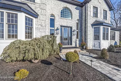 8 Saxon Court, Freehold, NJ 07728 - Photo 5