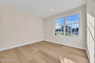 8 Saxon Ct, Freehold, NJ 07728 - Photo 49