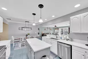 301 Chestnut Dr, Lanoka Harbor, NJ 08734 - Photo 11