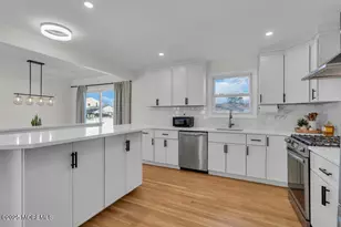 49 Stratford Dr, Brick, NJ 08724 - Photo 7