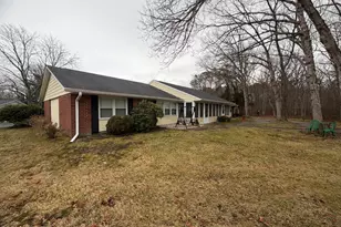 221A Buckingham Ct, Lakewood, NJ 08701 - Photo 5