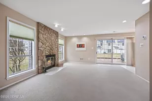 28 Vassar Pl, Morganville, NJ 07751 - Photo 15