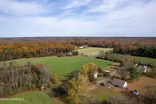 170-174 W Millstream Rd, Cream Ridge, NJ 08514 - Photo 7