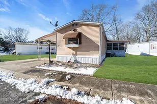 29 Cathy Ct, Jackson, NJ 08527 - Photo 3