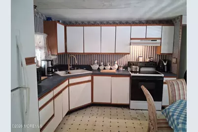 10 Seagull Court, Whiting, NJ 08759 - Photo 9