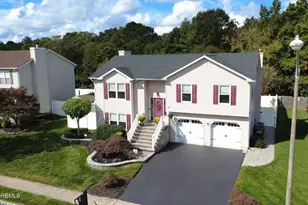 20 Netty St, Howell Township, NJ 07731 - Photo 3