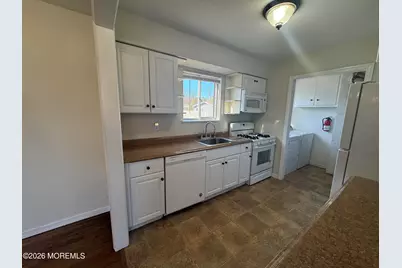 8 View Drive, Brick, NJ 08723 - Photo 3