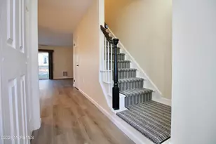 52 Claridge Ct, Freehold, NJ 07728 - Photo 23