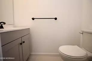 52 Claridge Ct, Freehold, NJ 07728 - Photo 21