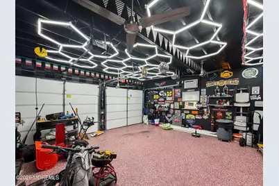 191 Summit Avenue, Middletown, NJ 07748 - Photo 7