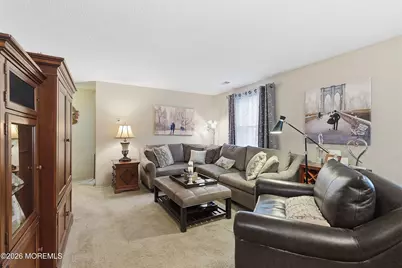 8-2 Seattle Court, Freehold, NJ 07728 - Photo 9