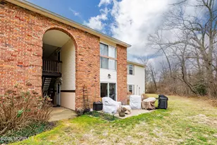 8-2 Seattle Ct, Freehold, NJ 07728 - Photo 25