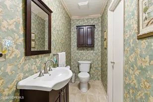 8-2 Seattle Ct, Freehold, NJ 07728 - Photo 21