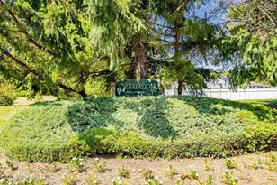 8-2 Seattle Ct, Freehold, NJ 07728 - Photo 35