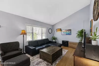 42 Hialeah Avenue, Middletown, NJ 07748 - Photo 5