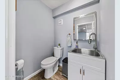 42 Hialeah Avenue, Middletown, NJ 07748 - Photo 19