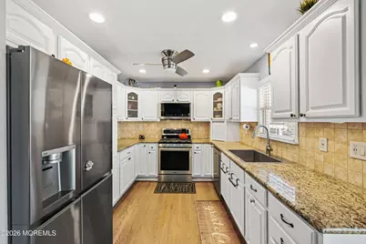 42 Hialeah Avenue, Middletown, NJ 07748 - Photo 3