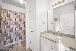 220 Everton Blvd, Marlboro Township, NJ 07746 - Photo 11