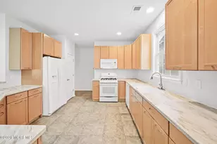 220 Everton Blvd, Marlboro Township, NJ 07746 - Photo 19