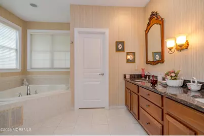 160 Scarborough Way, Marlboro Township, NJ 07746 - Photo 19